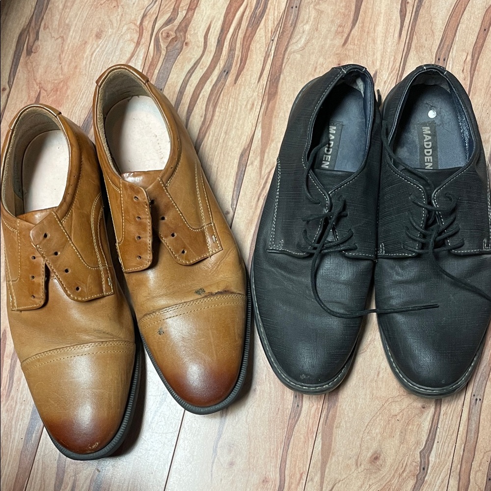 Steve Madden Black and Tan Oxfords